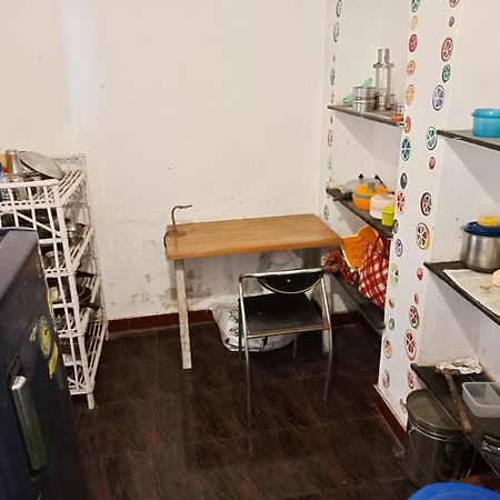 Gurukulam Hostel Puducherry Buitenkant foto