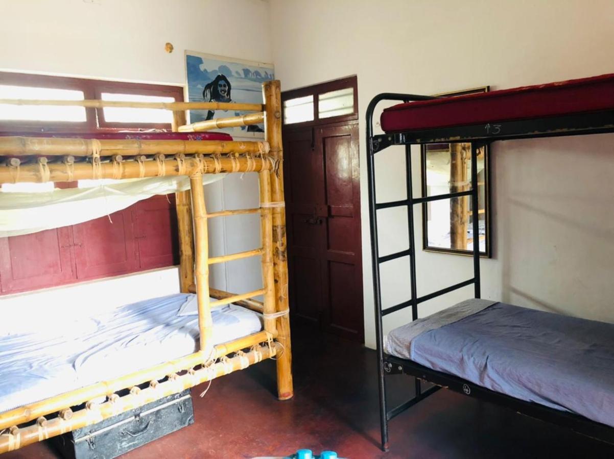Gurukulam Hostel Puducherry Buitenkant foto